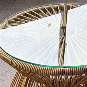 Outdoor Coffee Table, Round PE Rattan Side Table with Tempered Glass Table Top, Hollow Drum Design for Garden, Balcony, Patio, Natural